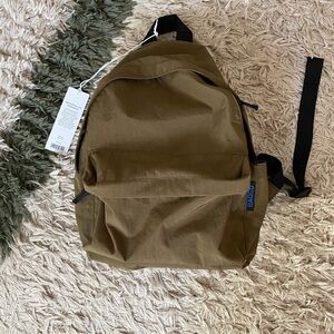 Baggu Medium Nylon Backpack in Seaweed